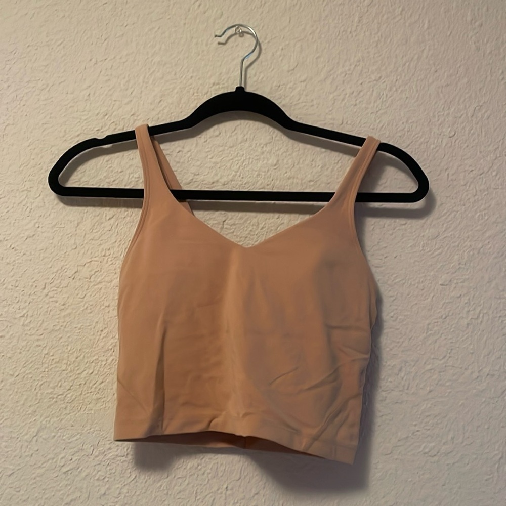 Lulu align top
